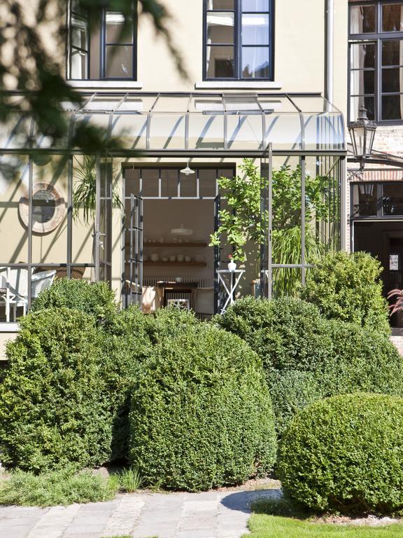 Bed & Breakfast Jacquemine Luxury And Art Gallery Bruges